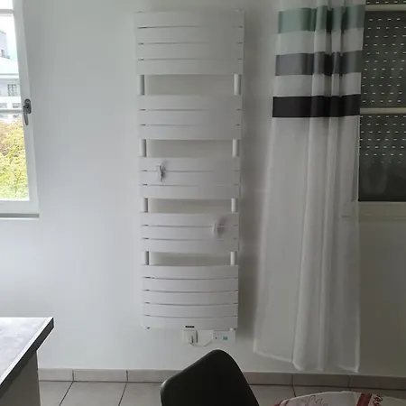 Cosy Au Calme Et En Centre Apartman *